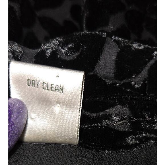 VTG Laura Ashley Black Velvet Burnout Top PLUS Sz 24W Blouse Floral Whimsigoth - Picture 10 of 16